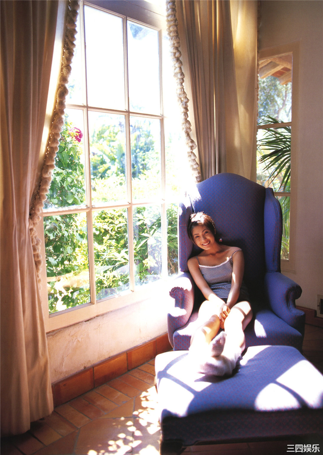 平山绫写真集《はるか》高清全本