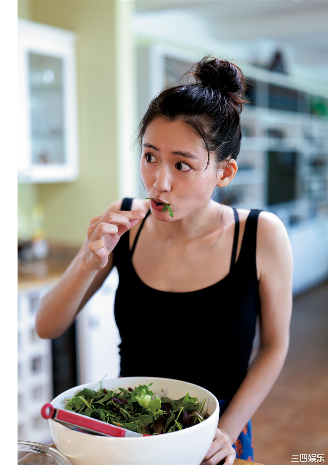 绫濑遥写真集《ハルカノイセカイ 02》高清全本