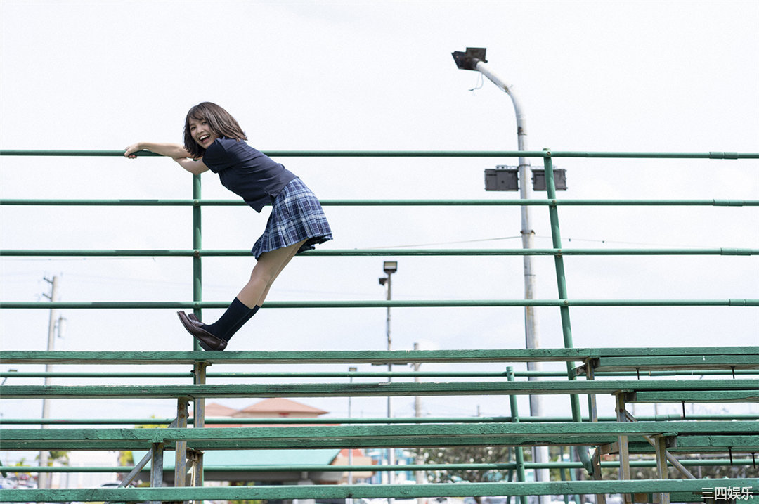 寺本莉绪写真集《18は裏切らない》高清全本