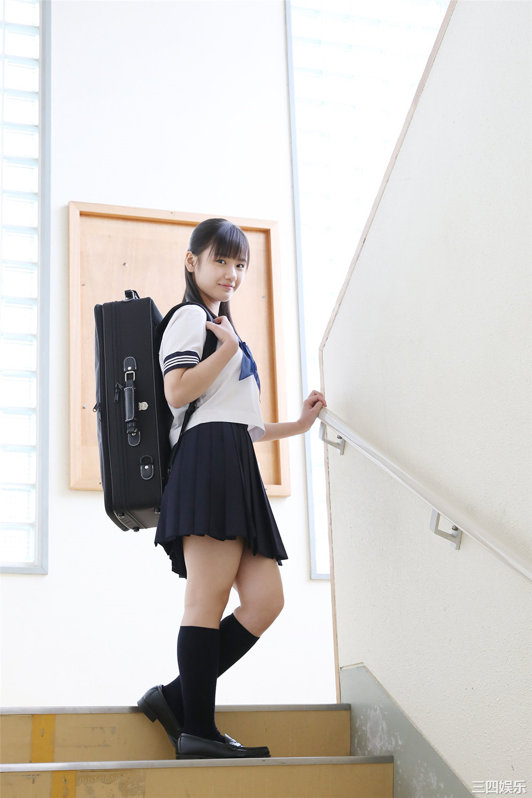 横山玲奈写真集《 Hello! Project Digital Books Vol.187 》高清全本