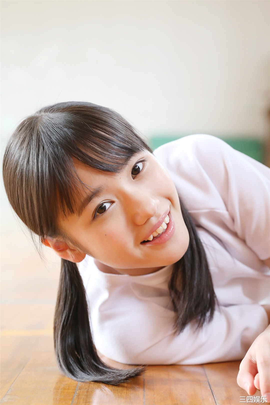 横山玲奈写真集《 Hello! Project Digital Books Vol.187 》高清全本