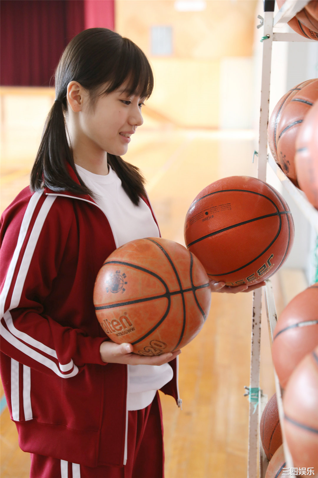 横山玲奈写真集《 Hello! Project Digital Books Vol.187 》高清全本