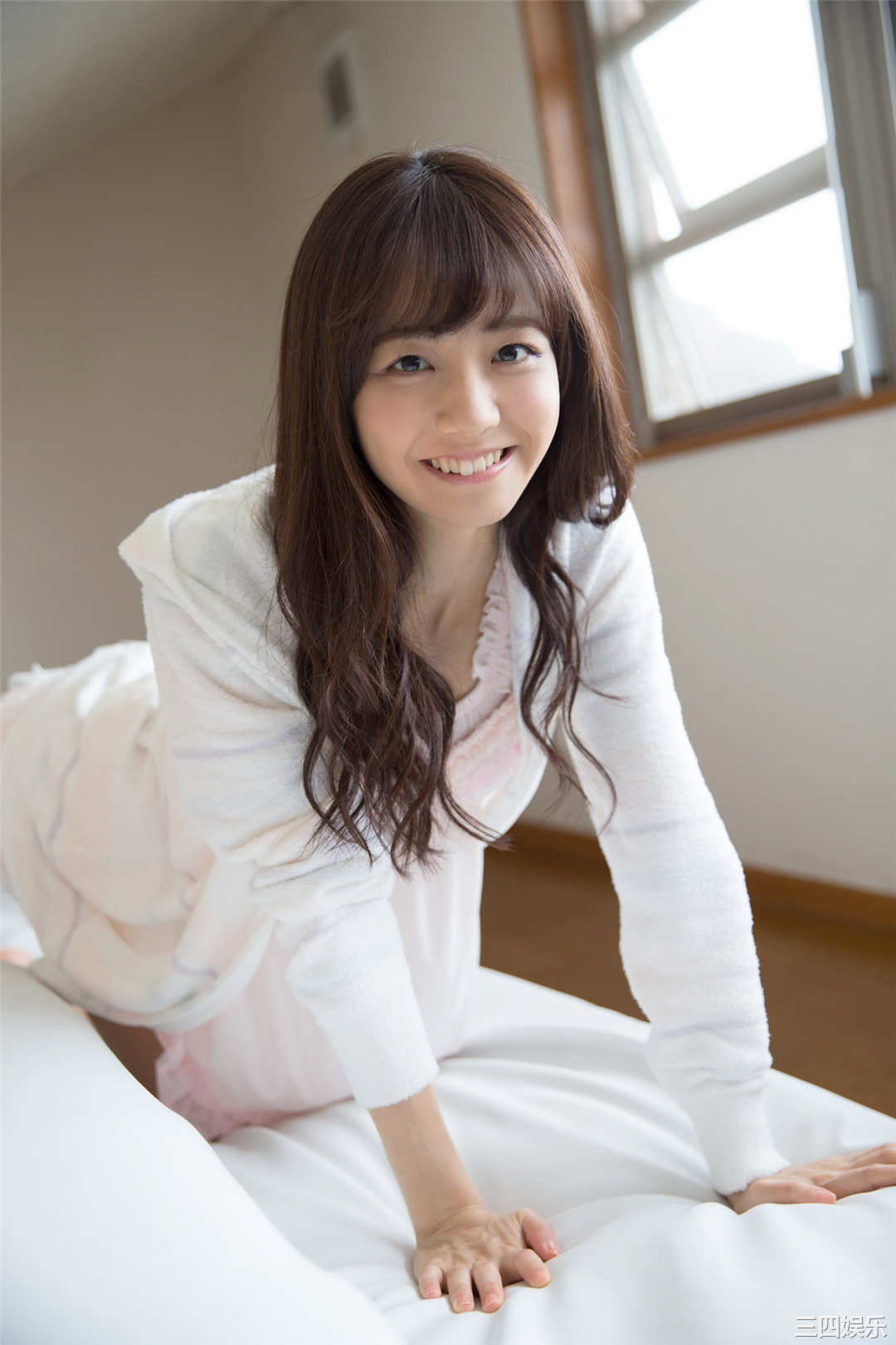 宫崎由加写真集《Hello! Project Digital Books Vol.158 》高清全本