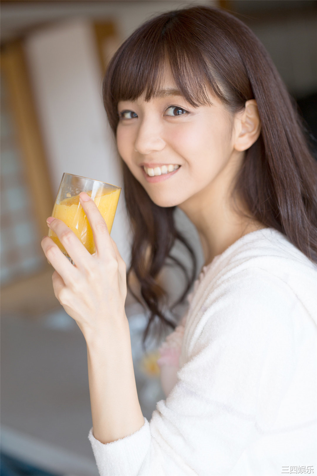 宫崎由加写真集《Hello! Project Digital Books Vol.158 》高清全本