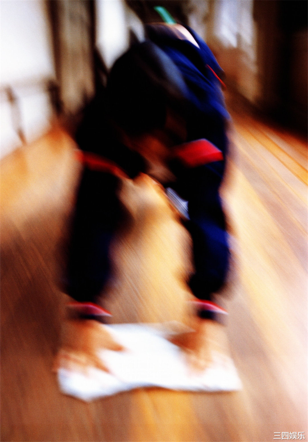 龟井绘里写真集《亀井絵里》高清全本