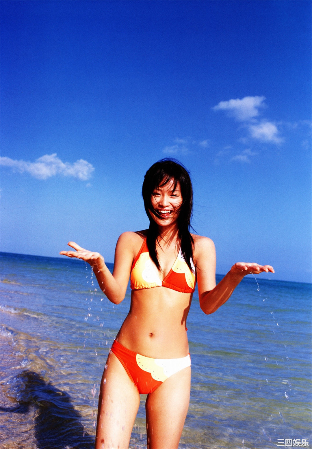 龟井绘里写真集《亀井絵里》高清全本