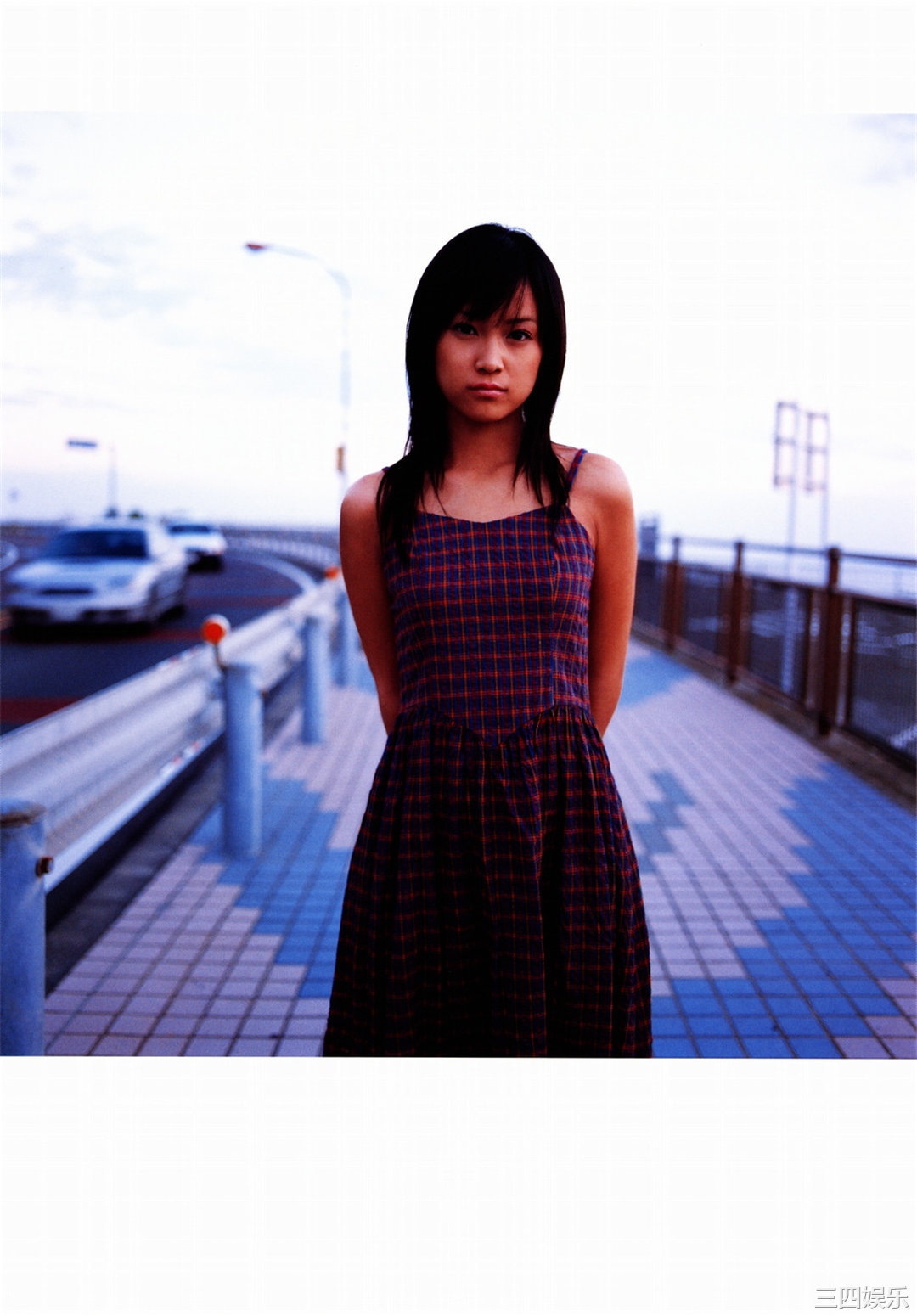 龟井绘里写真集《亀井絵里》高清全本