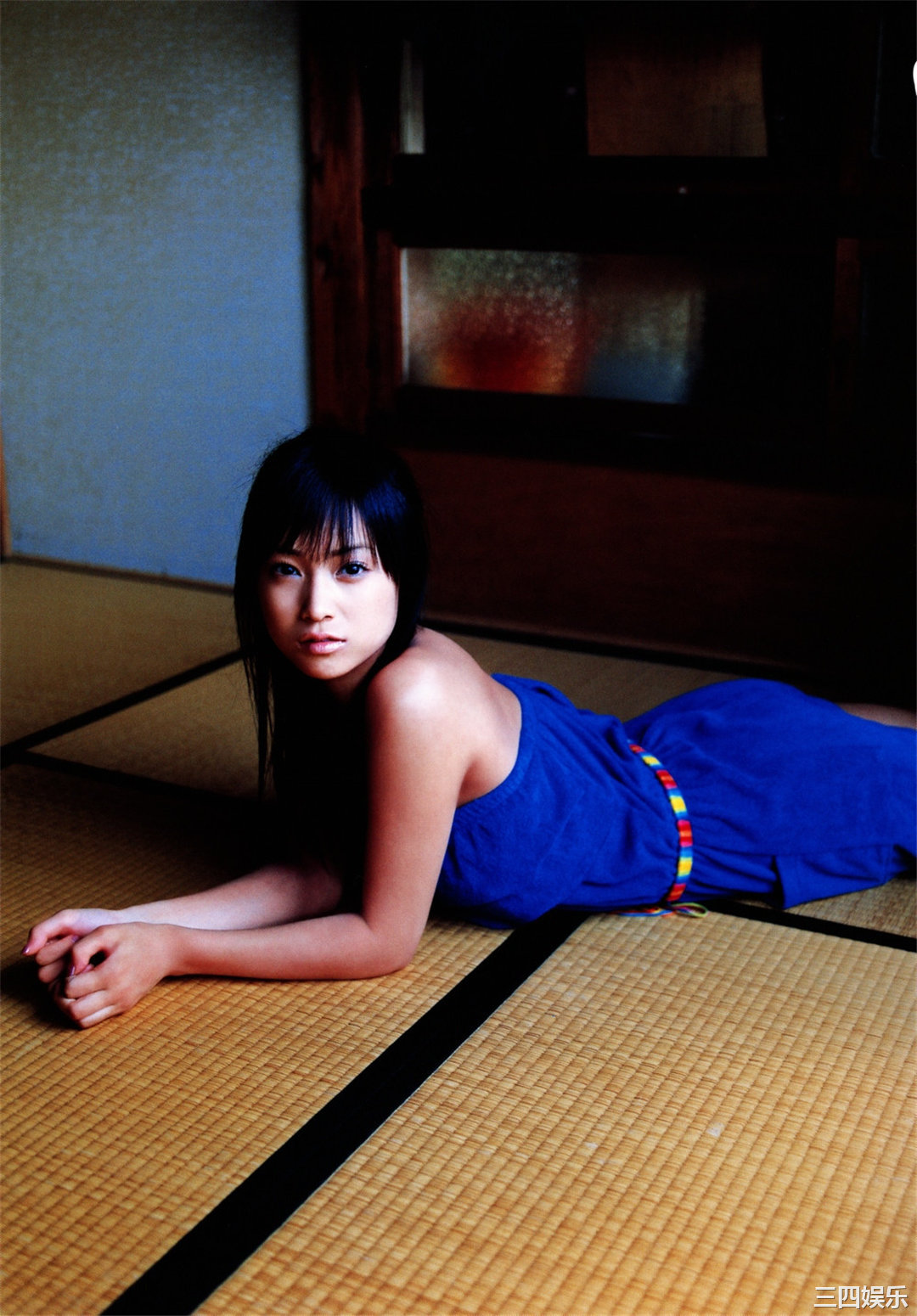 龟井绘里写真集《亀井絵里》高清全本