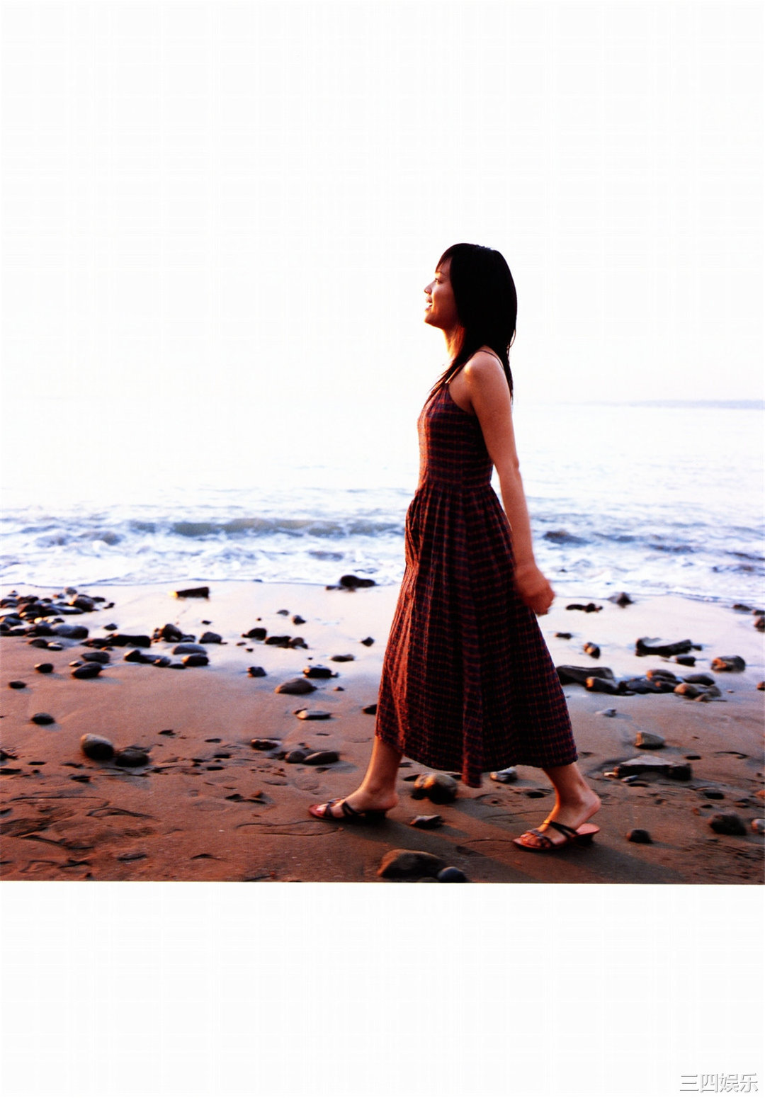 龟井绘里写真集《亀井絵里》高清全本