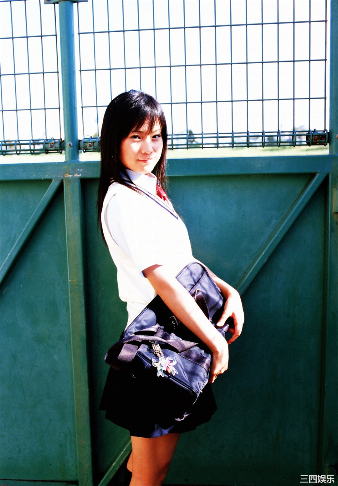 龟井绘里写真集《亀井絵里》高清全本