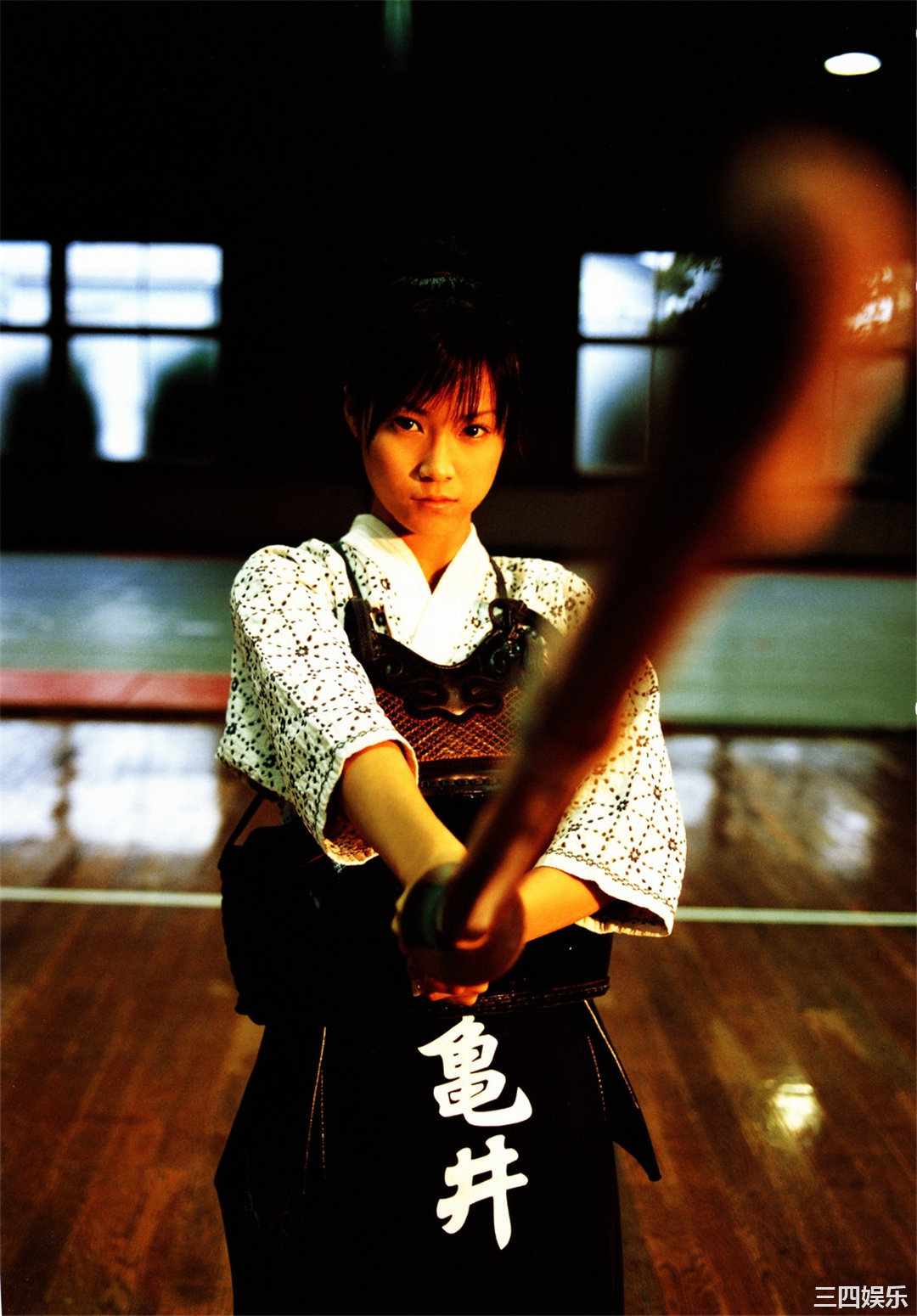 龟井绘里写真集《亀井絵里》高清全本