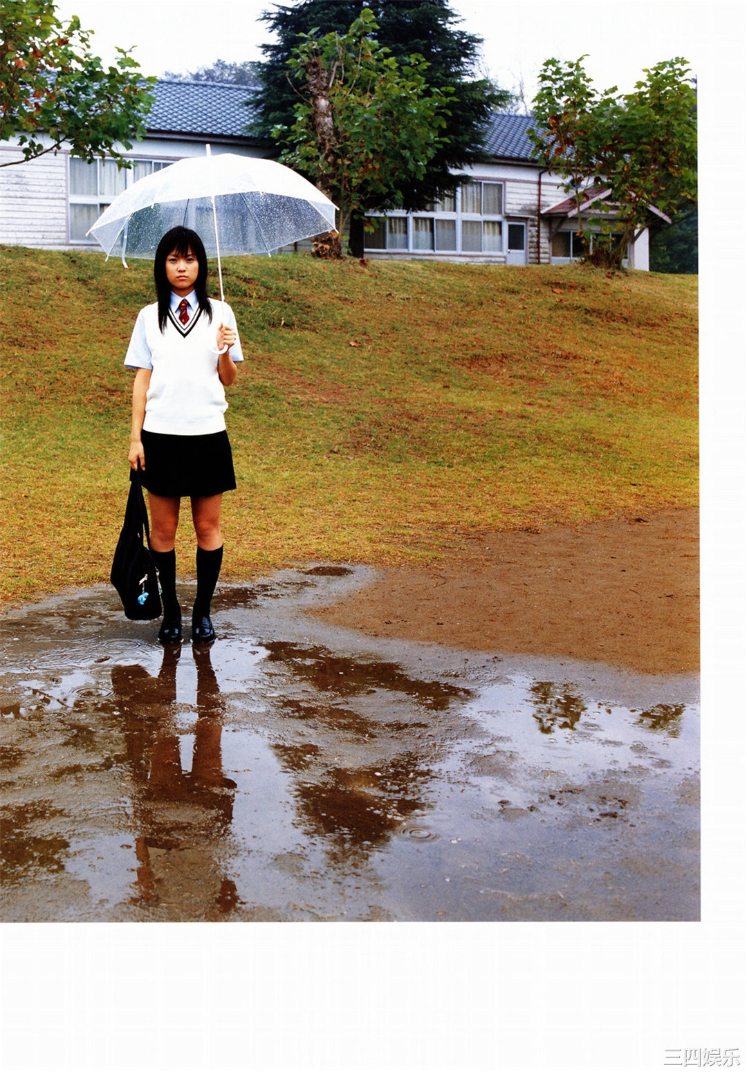 龟井绘里写真集《亀井絵里》高清全本