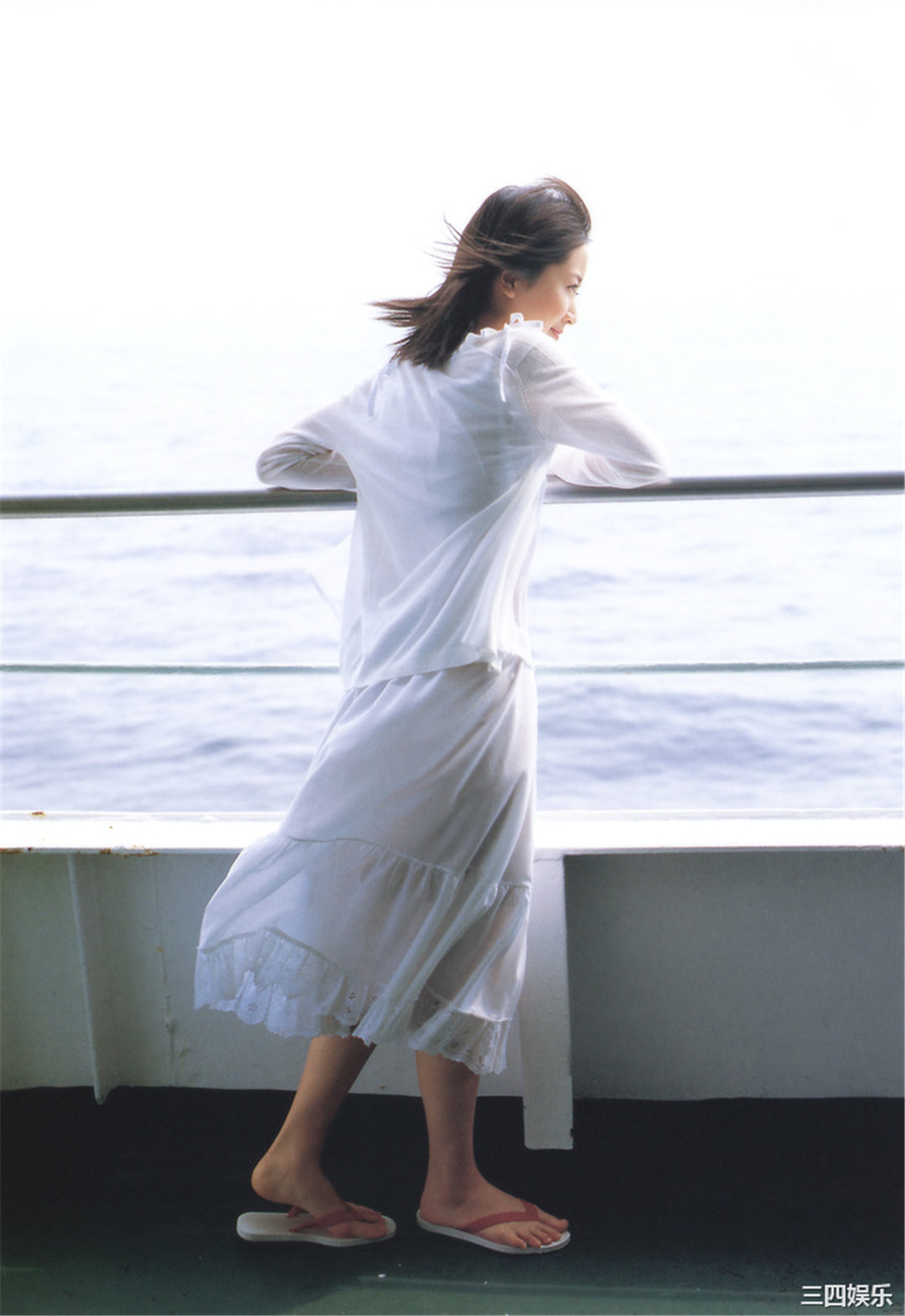 黑川智花写真集《As Tears Go By》高清全本