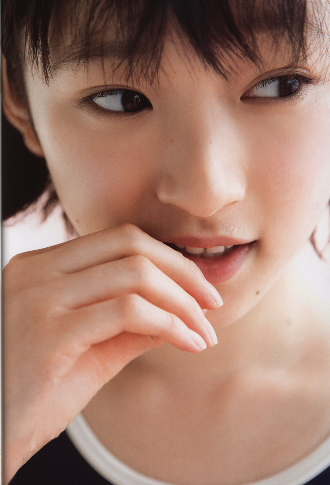 宫本佳林1ST写真集《佳林》高清全本