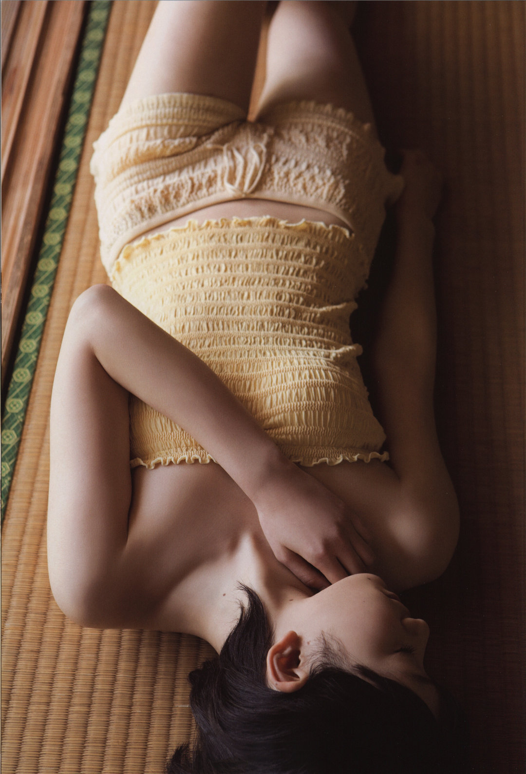 宫本佳林1ST写真集《佳林》高清全本