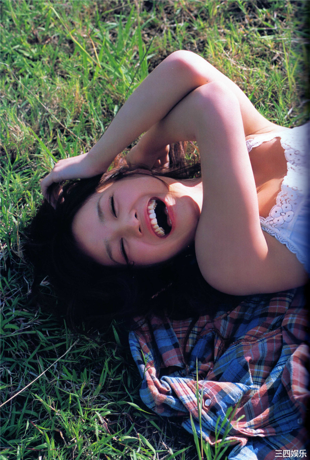 龟井绘里写真集《20はたち》高清全本