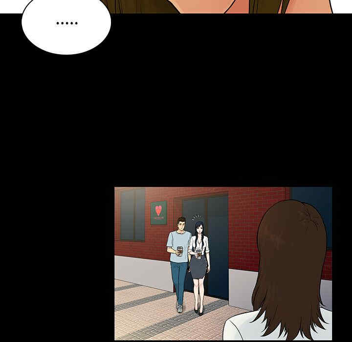 被女神环绕的男人