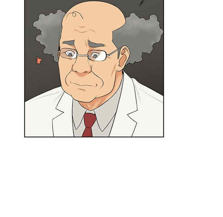 被女神环绕的男人