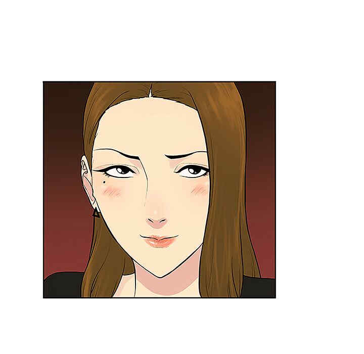 被女神环绕的男人