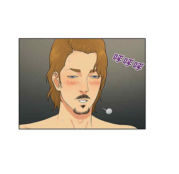 被女神环绕的男人