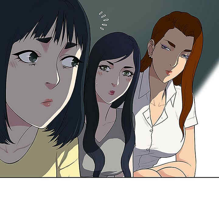 被女神环绕的男人