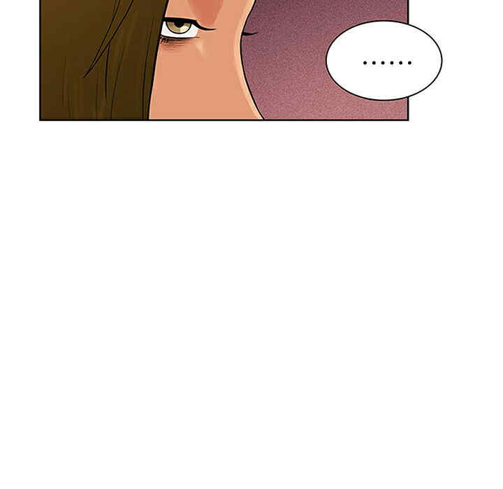 被女神环绕的男人