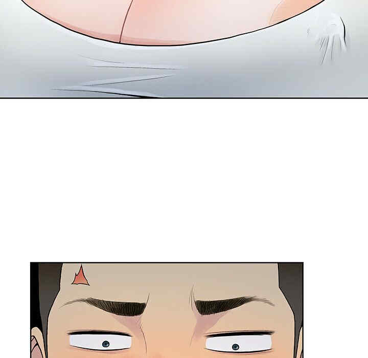 被女神环绕的男人