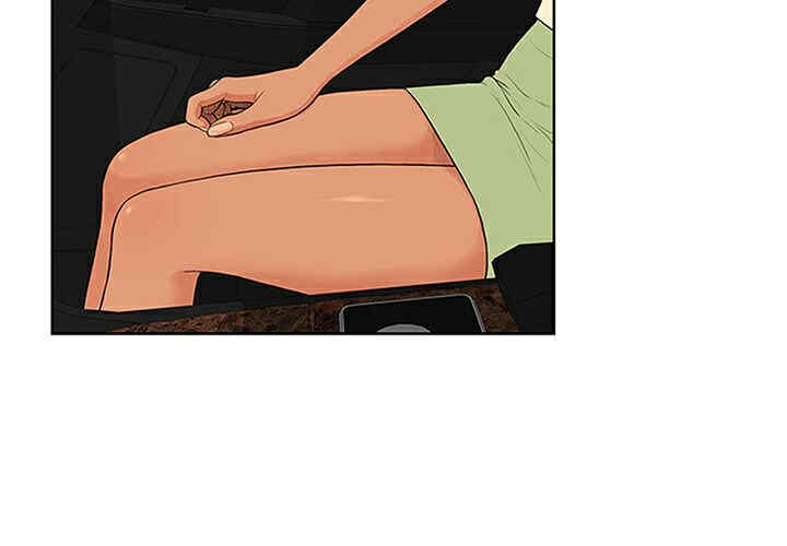 被女神环绕的男人