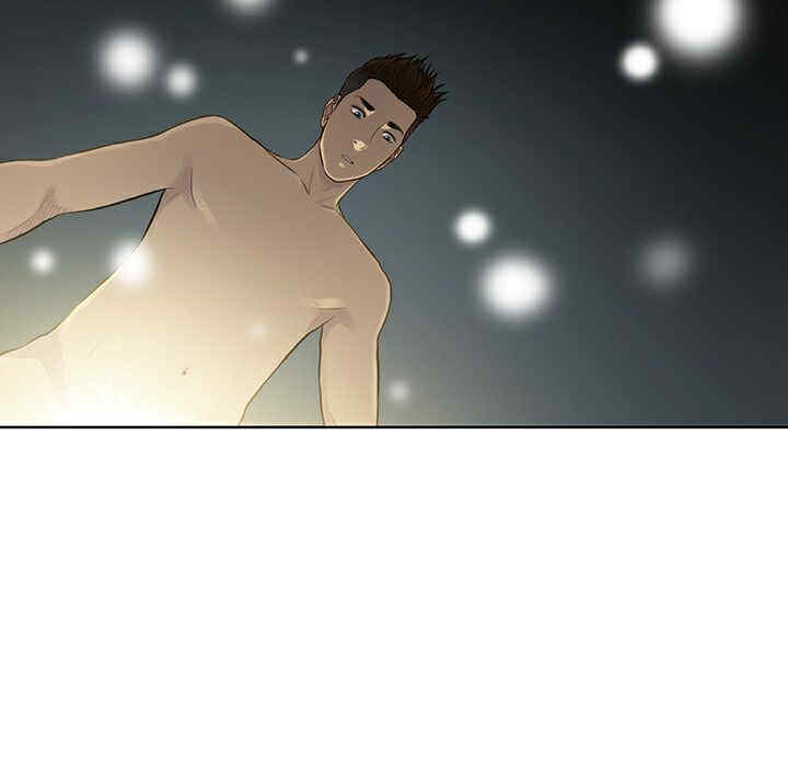 被女神环绕的男人