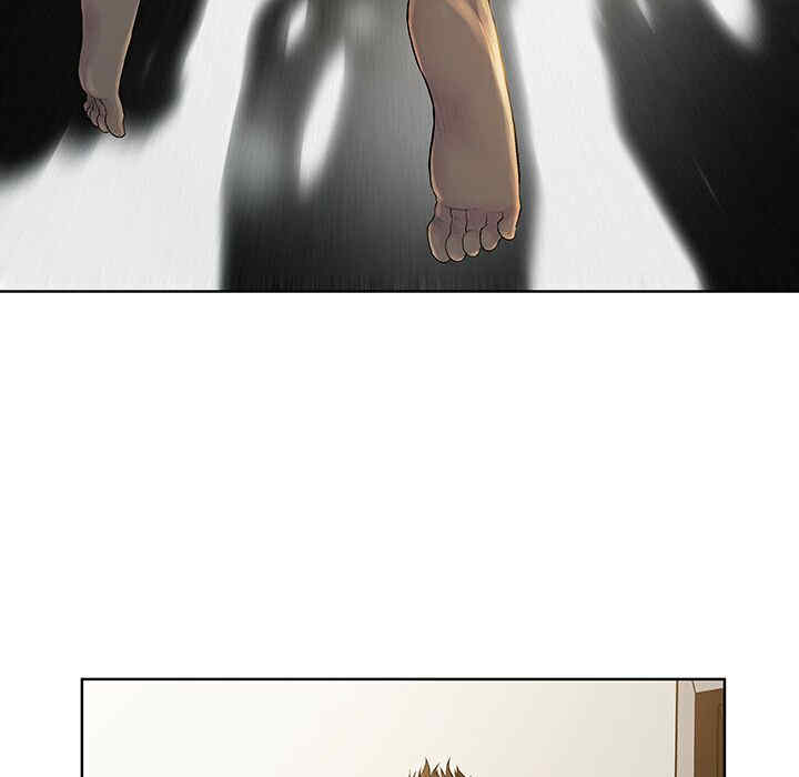 被女神环绕的男人