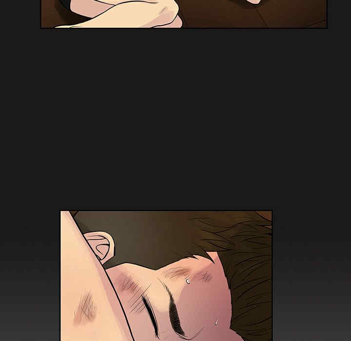 被女神环绕的男人