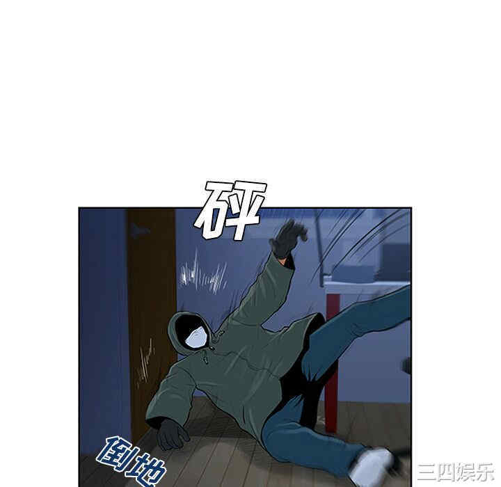 被女神环绕的男人