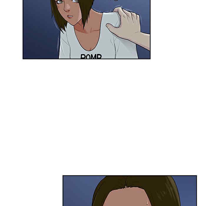 被女神环绕的男人