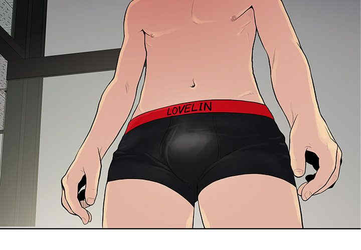 被女神环绕的男人