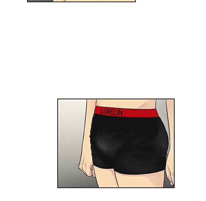 被女神环绕的男人