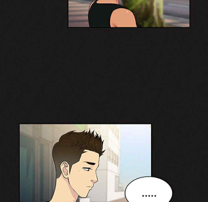 被女神环绕的男人