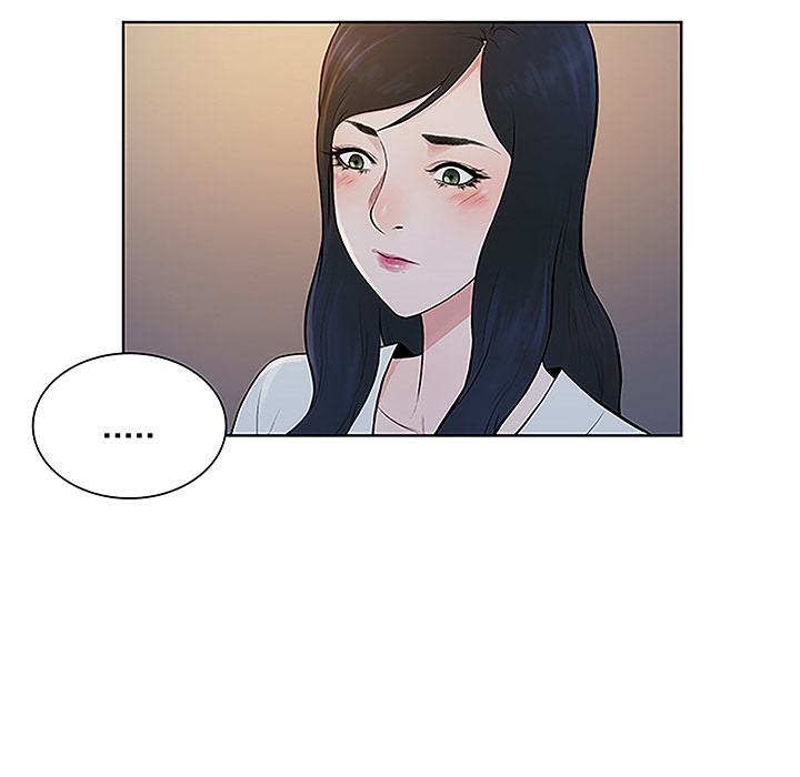 被女神环绕的男人