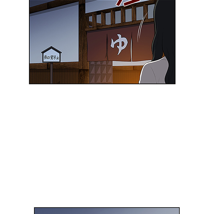 被女神环绕的男人