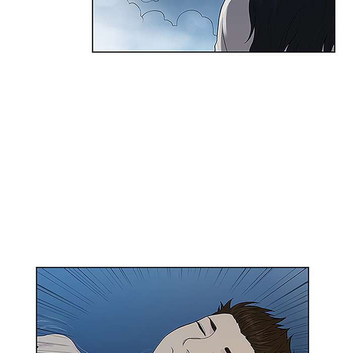 被女神环绕的男人