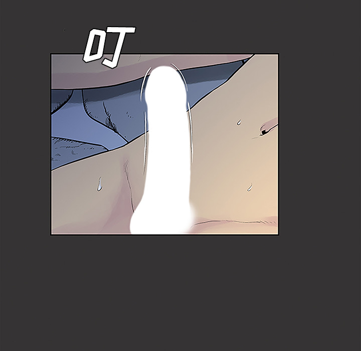 被女神环绕的男人