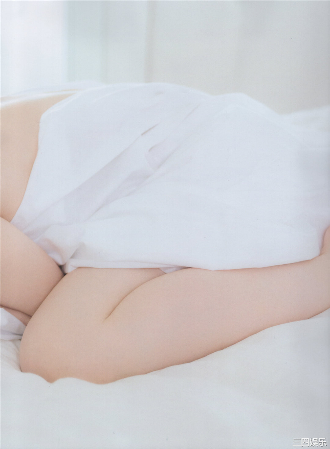 白石麻衣写真集《乃木坂46卒業記念メモリアルマガジン》高清全本