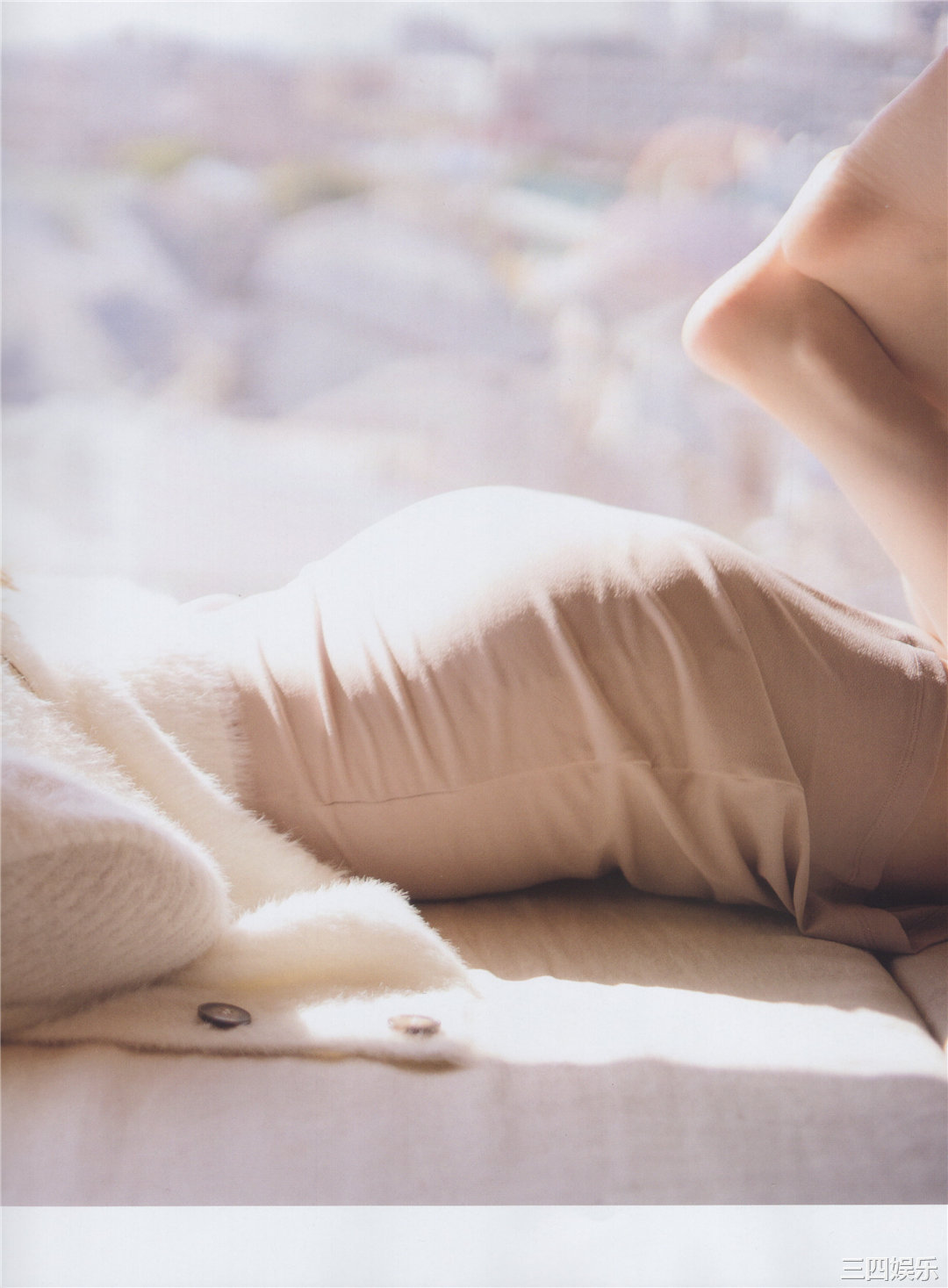 白石麻衣写真集《乃木坂46卒業記念メモリアルマガジン》高清全本