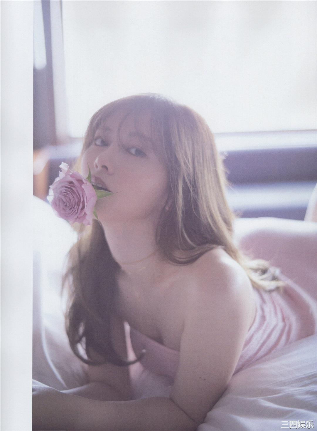 白石麻衣写真集《乃木坂46卒業記念メモリアルマガジン》高清全本