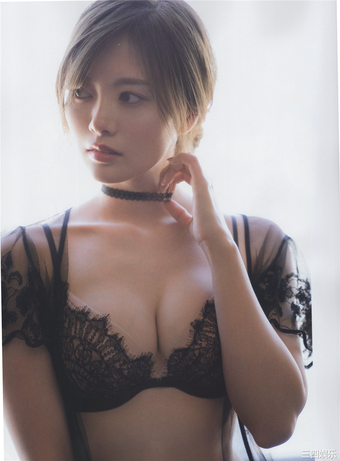 白石麻衣写真集《乃木坂46卒業記念メモリアルマガジン》高清全本