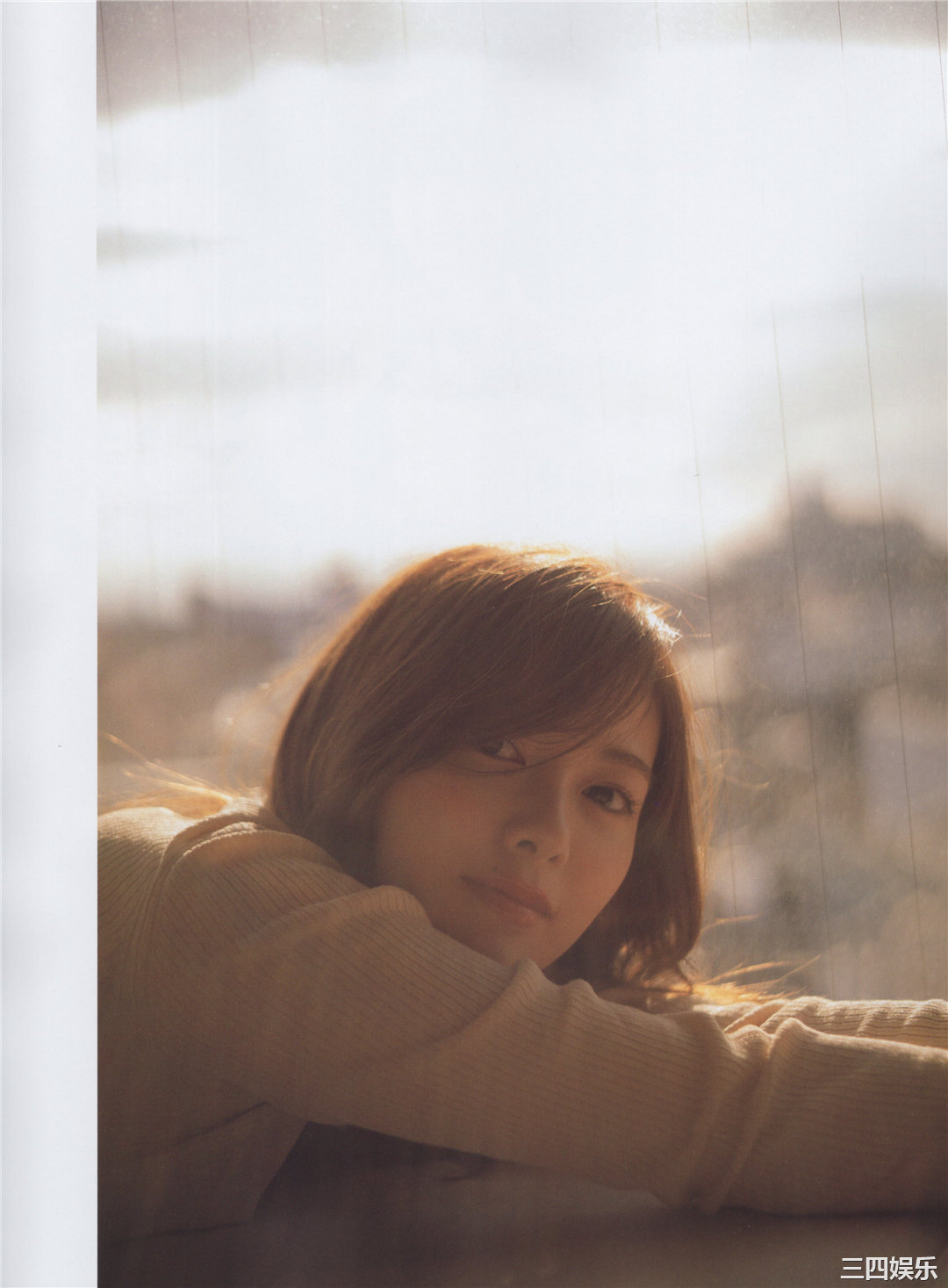 白石麻衣写真集《乃木坂46卒業記念メモリアルマガジン》高清全本