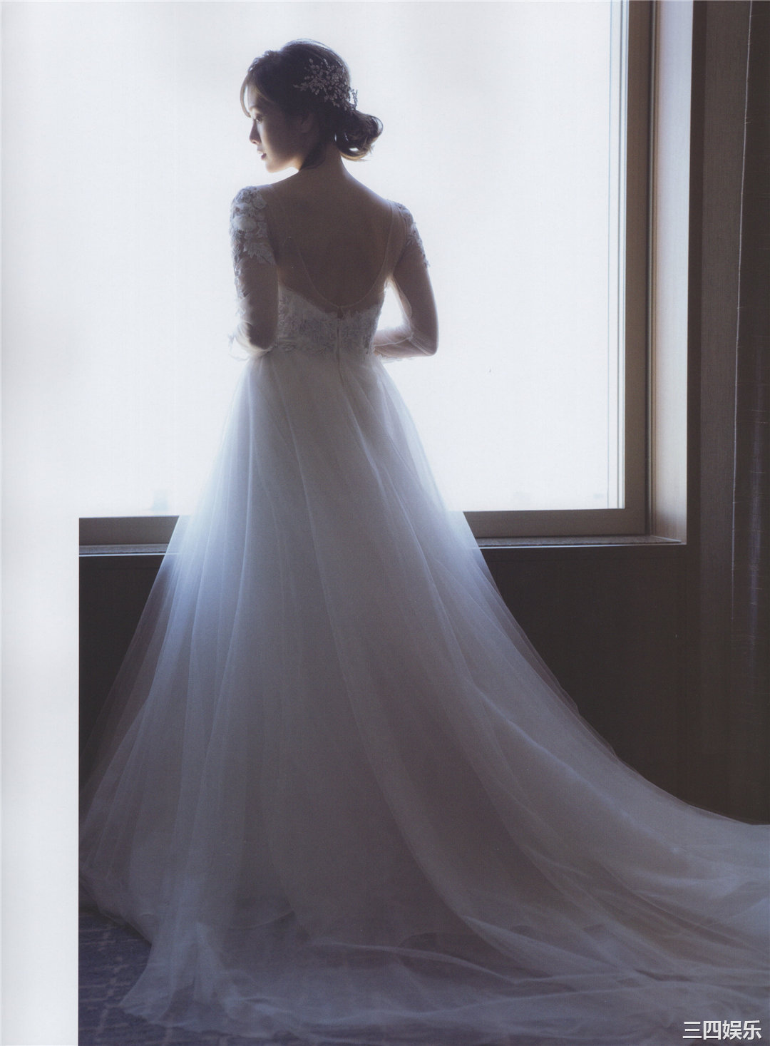 白石麻衣写真集《乃木坂46卒業記念メモリアルマガジン》高清全本