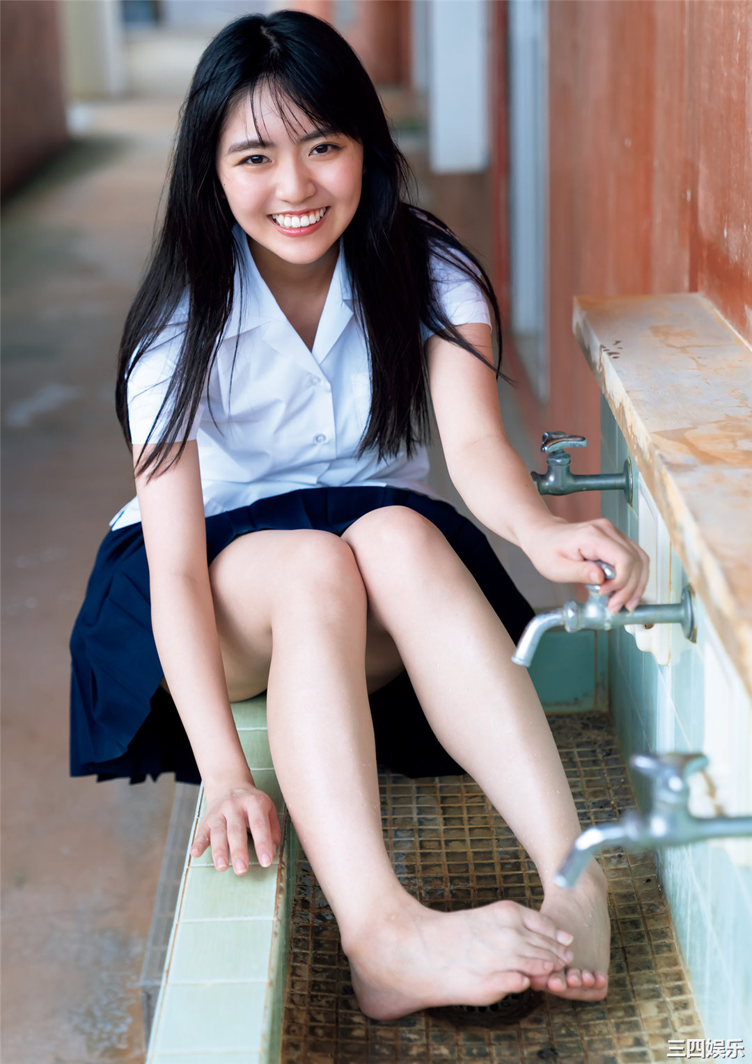 丰田露娜1ST写真集《月－Ｌｕｎａ－》高清全本