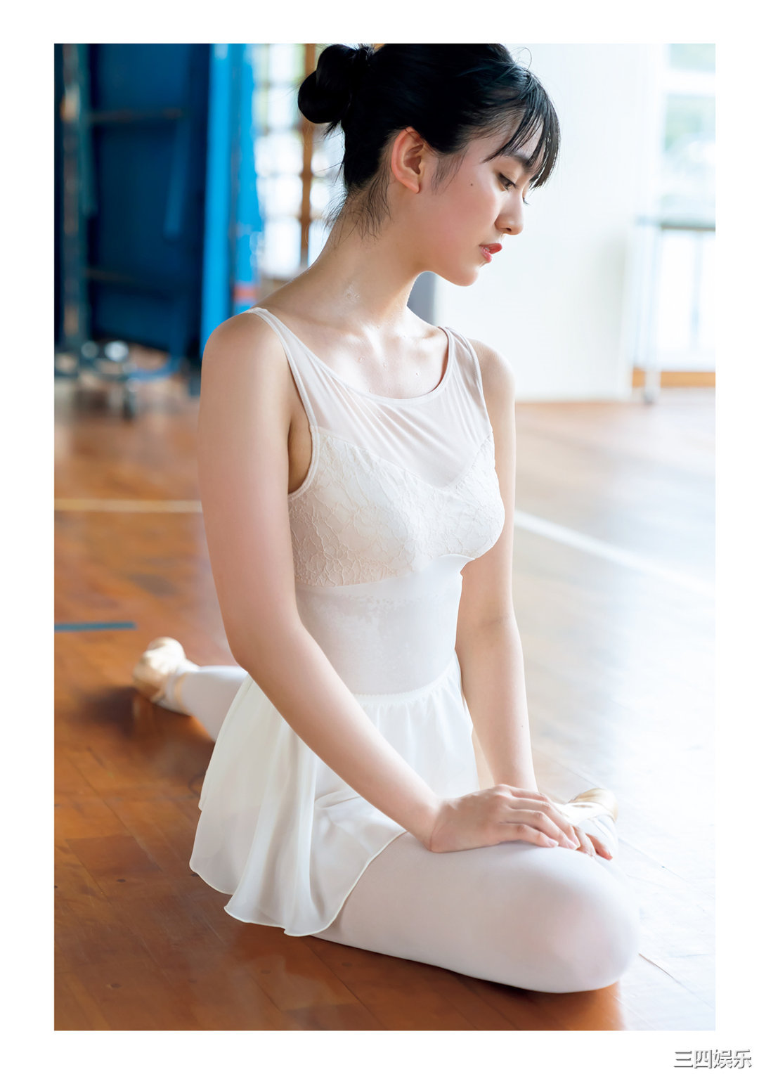 丰田露娜1ST写真集《月－Ｌｕｎａ－》高清全本