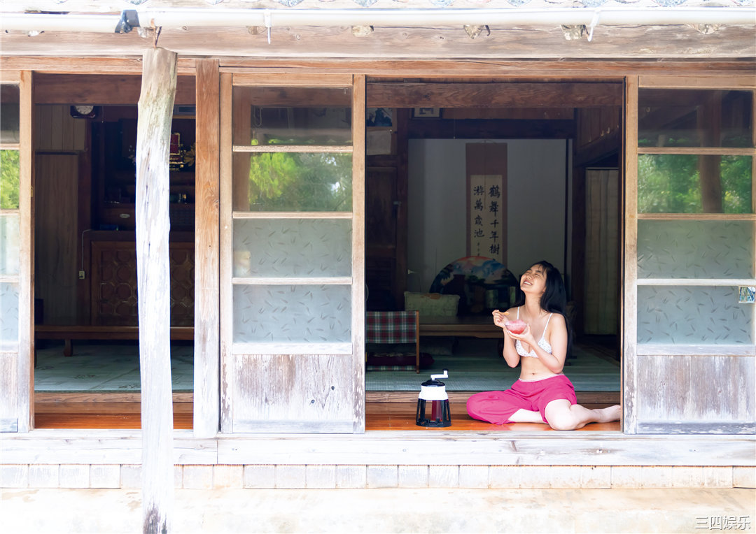 丰田露娜1ST写真集《月－Ｌｕｎａ－》高清全本