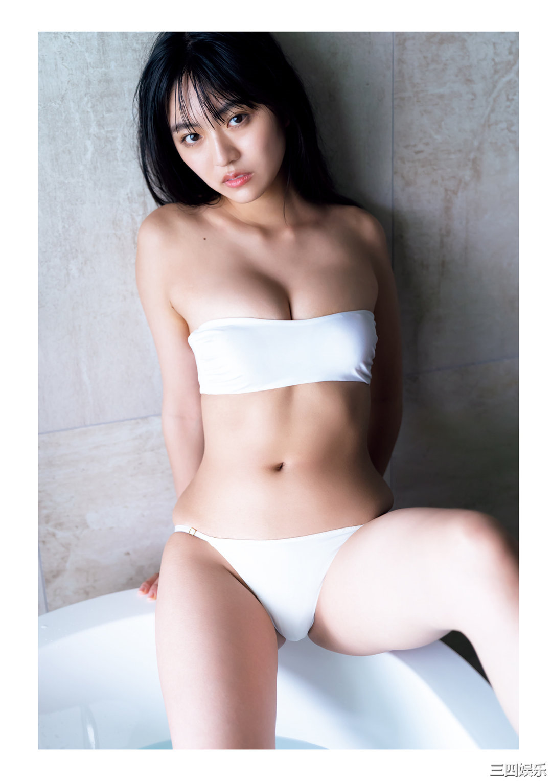 丰田露娜1ST写真集《月－Ｌｕｎａ－》高清全本